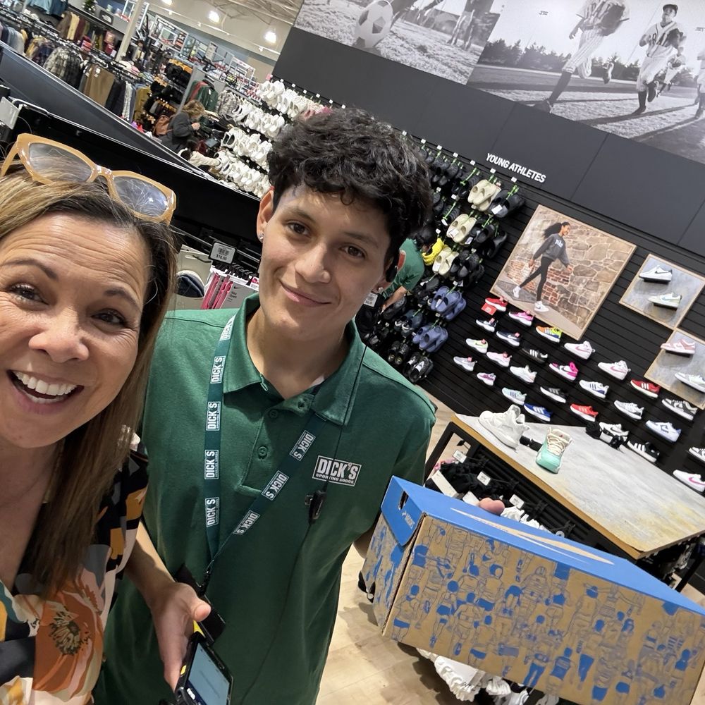 jhay cortez foot locker