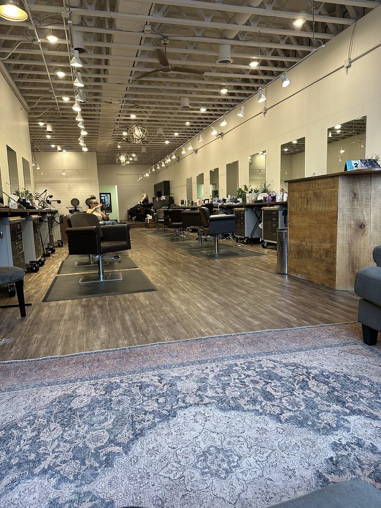 PIXIE SALON Updated September 2024 124 Commerce St, Kingsport