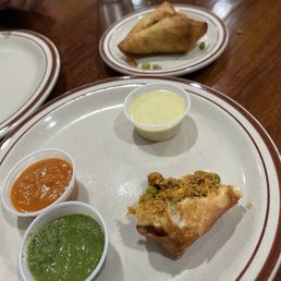 2 Pieces Lamb Samosa