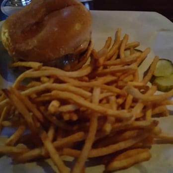 Yard House - The pepper jack burger its really good - New American Near Me - West Nyack, New York