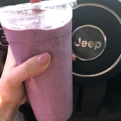 Fit Food 2 Go - Triple Berry Blend-wish the seeds were blending more :(