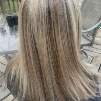 Dallas Madison Hair Studio - Hair Salons Near Me - Matawan, New Jersey