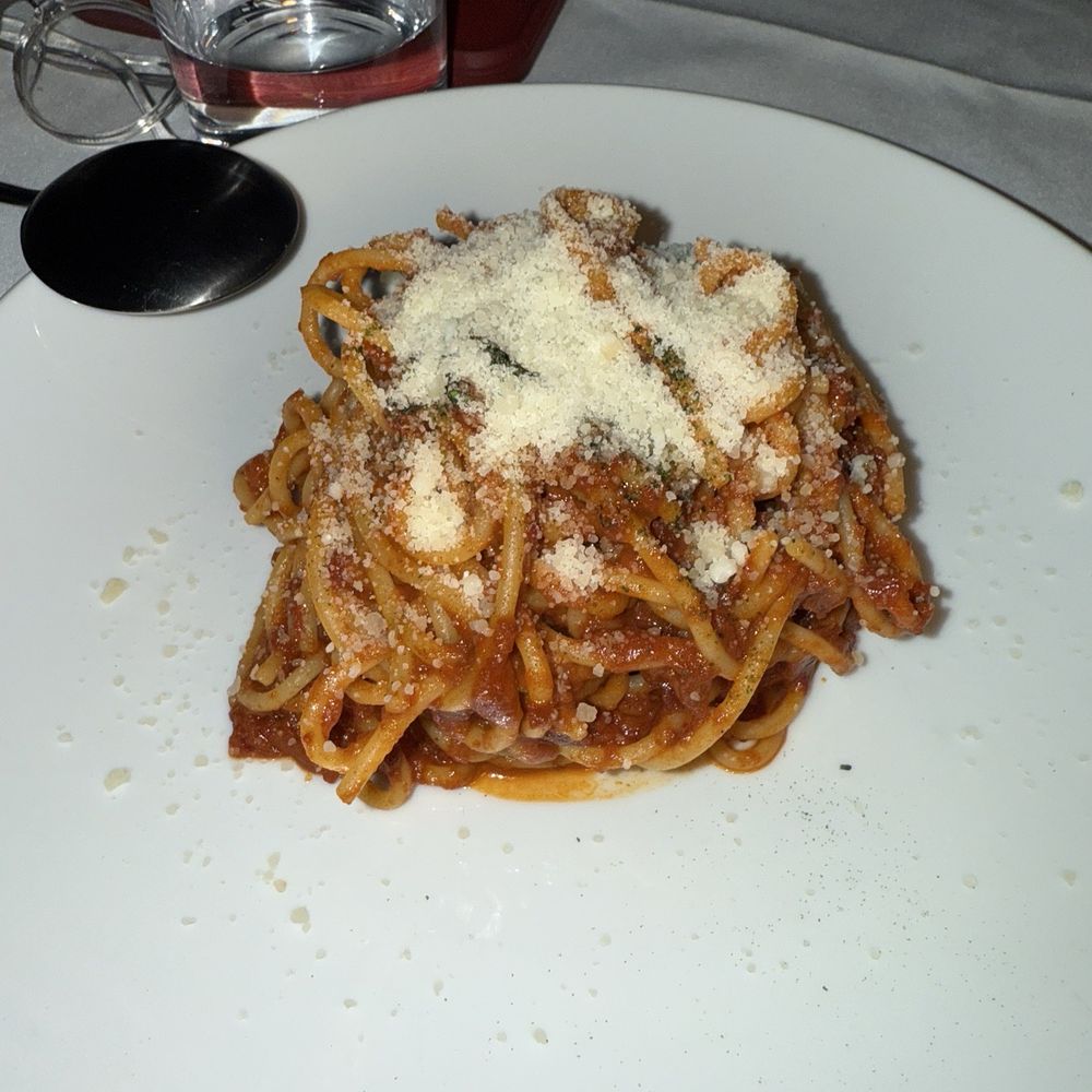 Tucci - Pasta Pomodoro perfect portion perfect flavor perfectly cooked pasta - Cocktail Bars Near Me - New York, New York Tucci - Pasta Pomodoro perfect portion perfect flavor perfectly cooked pasta - Cocktail Bars Near Me - New York, New York