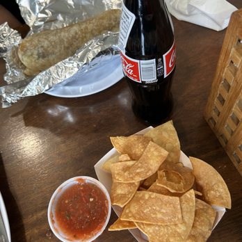 La Cocina Economica - Chips and salsa - Mexican Near Me - Chico, California La Cocina Economica - Chips and salsa - Mexican Near Me - Chico, California