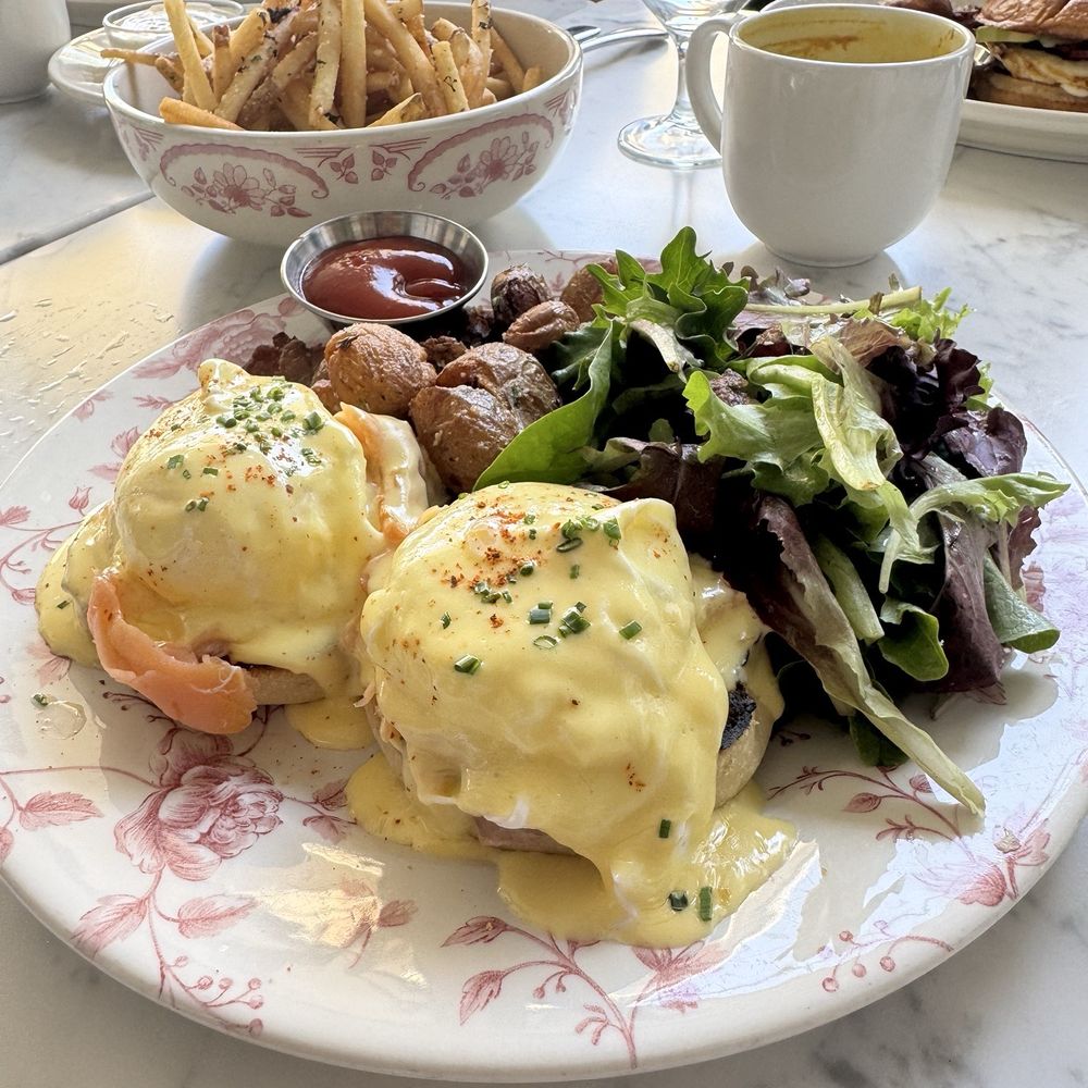 Le Ame - Eggs Benedict with lox (instead of jamon) - Steakhouses Near Me - Phoenix, Arizona Le Ame - Eggs Benedict with lox (instead of jamon) - Steakhouses Near Me - Phoenix, Arizona