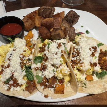 TownHall - New American Near Me - Columbus, Ohio