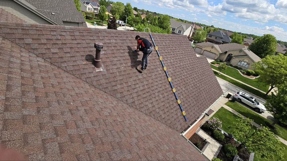 Slide of Gator Top Roofing