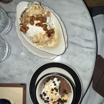 Darling Jack's Tavern - Banana pudding, chocolate mousse - New American Near Me - Philadelphia, Pennsylvania