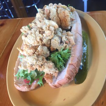 Herbie's Bar and Chowder House - Oyster poboy - Bars Near Me - Marathon, Florida