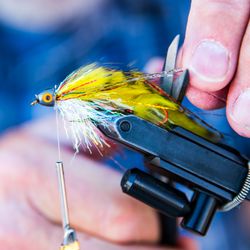 Anglers Den - Fly tying classes
