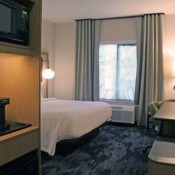 Fairfield by Marriott Inn & Suites St. Louis South - Hotels Near Me - St. Louis, Missouri Fairfield by Marriott Inn & Suites St. Louis South - Hotels Near Me - St. Louis, Missouri