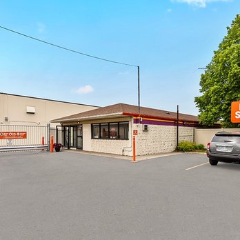 Public Storage - Facility front entrance - Self Storage Near Me - Scarborough, Ontario Public Storage - Facility front entrance - Self Storage Near Me - Scarborough, Ontario