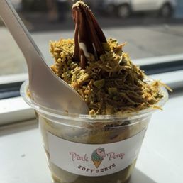 Dubai chocolate sundae
