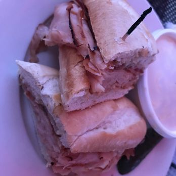 Frisco's Grill & Pub - Pubs Near Me - Cuba, Missouri
