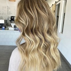 The Mane Blonde