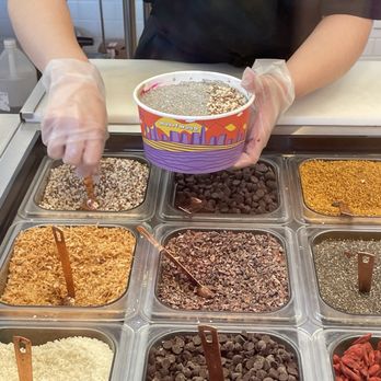 Ubatuba Açaí - Valencia - Toppings - Juice Bars & Smoothies Near Me - Valencia, California Ubatuba Açaí - Valencia - Toppings - Juice Bars & Smoothies Near Me - Valencia, California