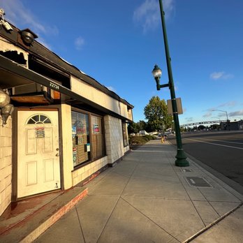 Rolla Cabin - Entrance - Japanese Near Me - Hayward, California