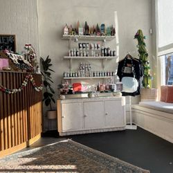 Birch Salon - Reception/retail/seating area