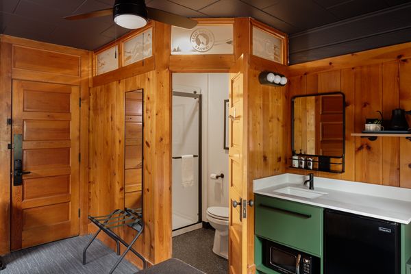 LOGE Glacier by null