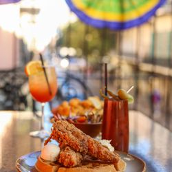 Curio Bistro