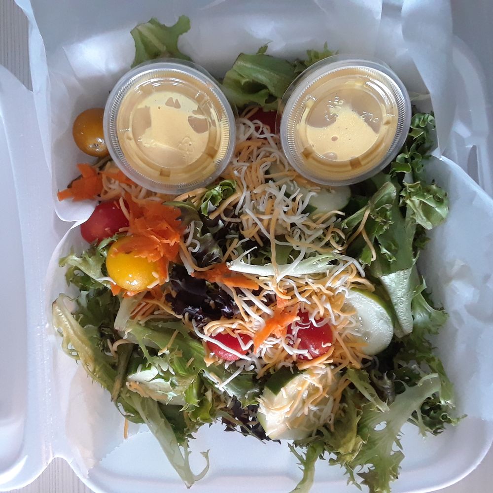 28th St. Pit & Pub - Decent enough, mixed greens, and cherry tomato, few slices of cucumber- they tried. - Barbeque Near Me - Ocean City, Maryland 28th St. Pit & Pub - Decent enough, mixed greens, and cherry tomato, few slices of cucumber- they tried. - Barbeque Near Me - Ocean City, Maryland