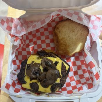 Fuddruckers - American Near Me - Ashland, Virginia Fuddruckers - American Near Me - Ashland, Virginia