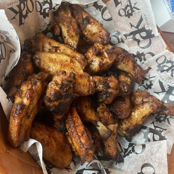 Oak Tavern - Smoked wings - Bars Near Me - Cincinnati, Ohio