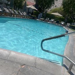 Pool at chichi