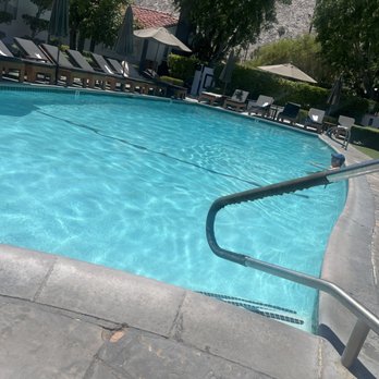 Chi Chi Restaurant - Pool at chichi - Breakfast & Brunch Near Me - Palm Springs, California