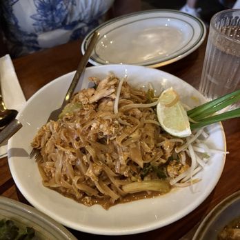 Mitr Thai - L Pad Thai - Thai Near Me - New York, New York Mitr Thai - L Pad Thai - Thai Near Me - New York, New York