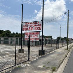 Pensacola Self Storage - Storage rooms