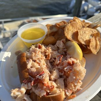 Shanks Waterfront Dining - New American Near Me - Clinton, Connecticut