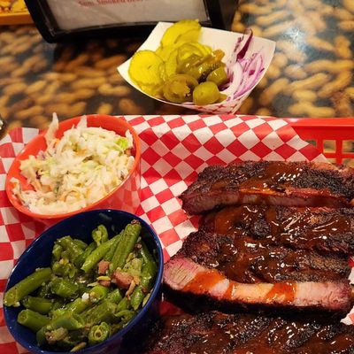 Smokin Yard's BBQ by null
