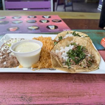 Cantina Louie - Mexican Near Me - Jacksonville, Florida
