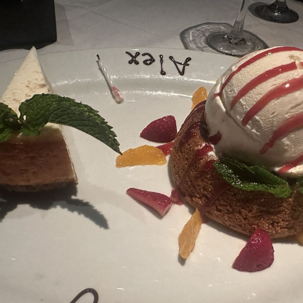 Mastro's Steakhouse - Steakhouses Near Me - Washington, DC, District of Columbia