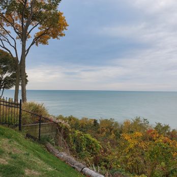 South Cliff Inn - Bed & Breakfast Near Me - St. Joseph, Michigan
