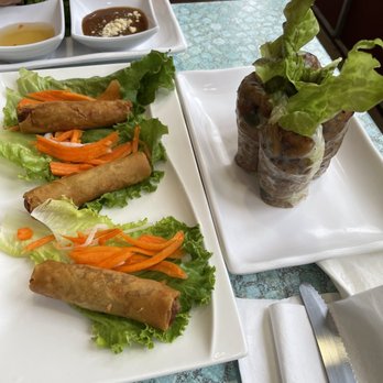 Saigon Cafe Millburn - 4 Piece Fried Spring Rolls and 2 Piece Fresh Summer Rolls - Vietnamese Near Me - Millburn, New Jersey
