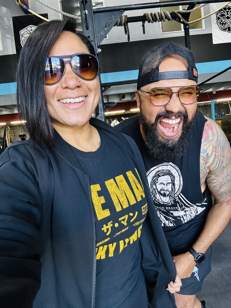 Rising Wave Athletics Logo