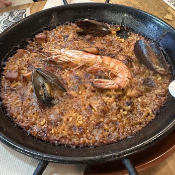 Bodega Del Gotic - Paella de marisco EUR17.50 12/18/2019 - Restaurants Near Me