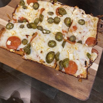 Sette Pasta House - Pepperoni jalapeño hot honey deep dish pizza - Italian Near Me - Granite Bay, California Sette Pasta House - Pepperoni jalapeño hot honey deep dish pizza - Italian Near Me - Granite Bay, California
