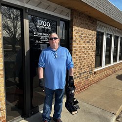 M Derek Smith, DPM - My husband leaving Dr Smith's office wearing TWO shoes after wearing only one for four months!