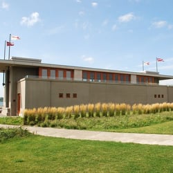 Frank Lloyd Wright's Rowing Boathouse