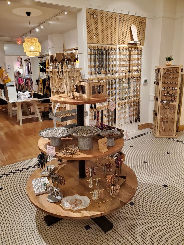 THE COPPER CLOSET 14 Photos 8001 S Orange Blossom Trl, Orlando