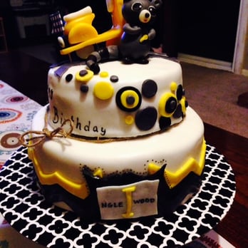 Charismatic Cake by Mari - a construction themed cake - Bakeries Near Me Charismatic Cake by Mari - a construction themed cake - Bakeries Near Me