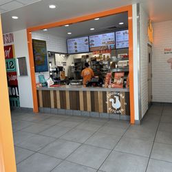 Popeyes Louisiana Kitchen - Inside