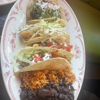 El Camino - Combo Tacos (beef, steak, fish) - Cocktail Bars Near Me - Delray Beach, Florida El Camino - Combo Tacos (beef, steak, fish) - Cocktail Bars Near Me - Delray Beach, Florida