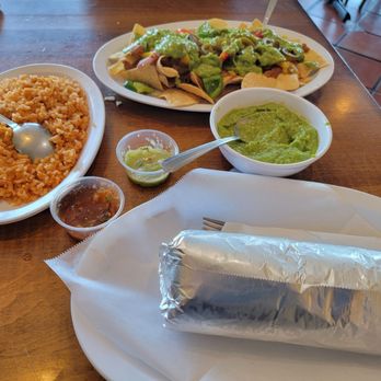 La Parrilla Taqueria - Mexican Near Me - Atascadero, California La Parrilla Taqueria - Mexican Near Me - Atascadero, California