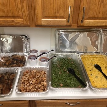 Shigs In Pit - This is what $400 worth of food looks likes,...more like $400 worth of sides. Disappointing. - Barbeque Near Me - Fort Wayne, Indiana