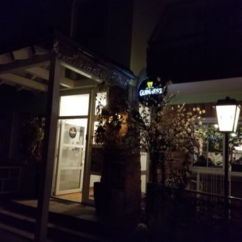 Restaurant Anna - Entrance from their small parking area - Pizza Near Me - Ramstein-Miesenbach, RP Restaurant Anna - Entrance from their small parking area - Pizza Near Me - Ramstein-Miesenbach, RP