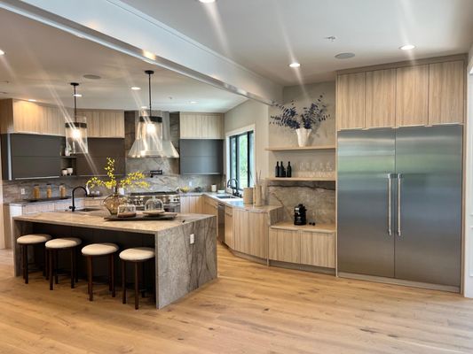 Summit Remodeling Group